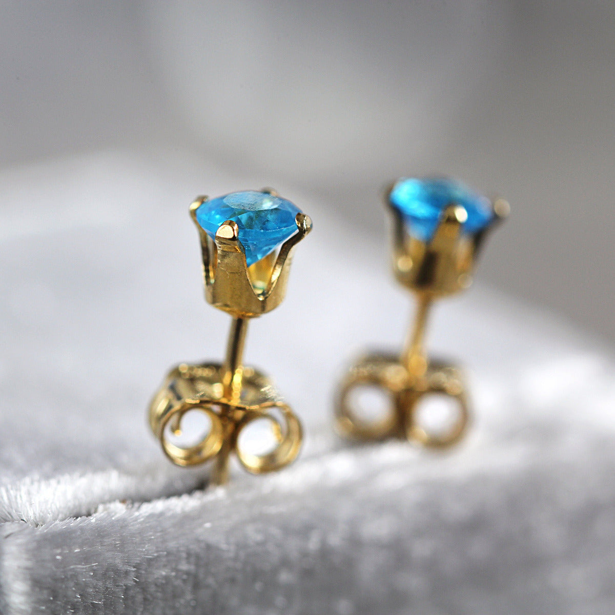 Neon Blue Apatite Earrings - Apatite Stud Earrings - Neon Blue Apatite Jewelry - Apatite Studs - Blue Ear Studs - Gold or Silver Studs